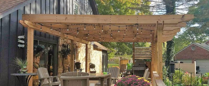 4 Reasons Why You Should Add a Louvered Pergola to Your Outdoor Space